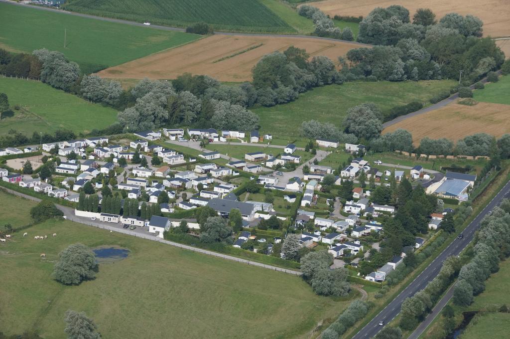 Camping Caravaning Les Cerisiers Berck Sur Mer Verton Екстериор снимка